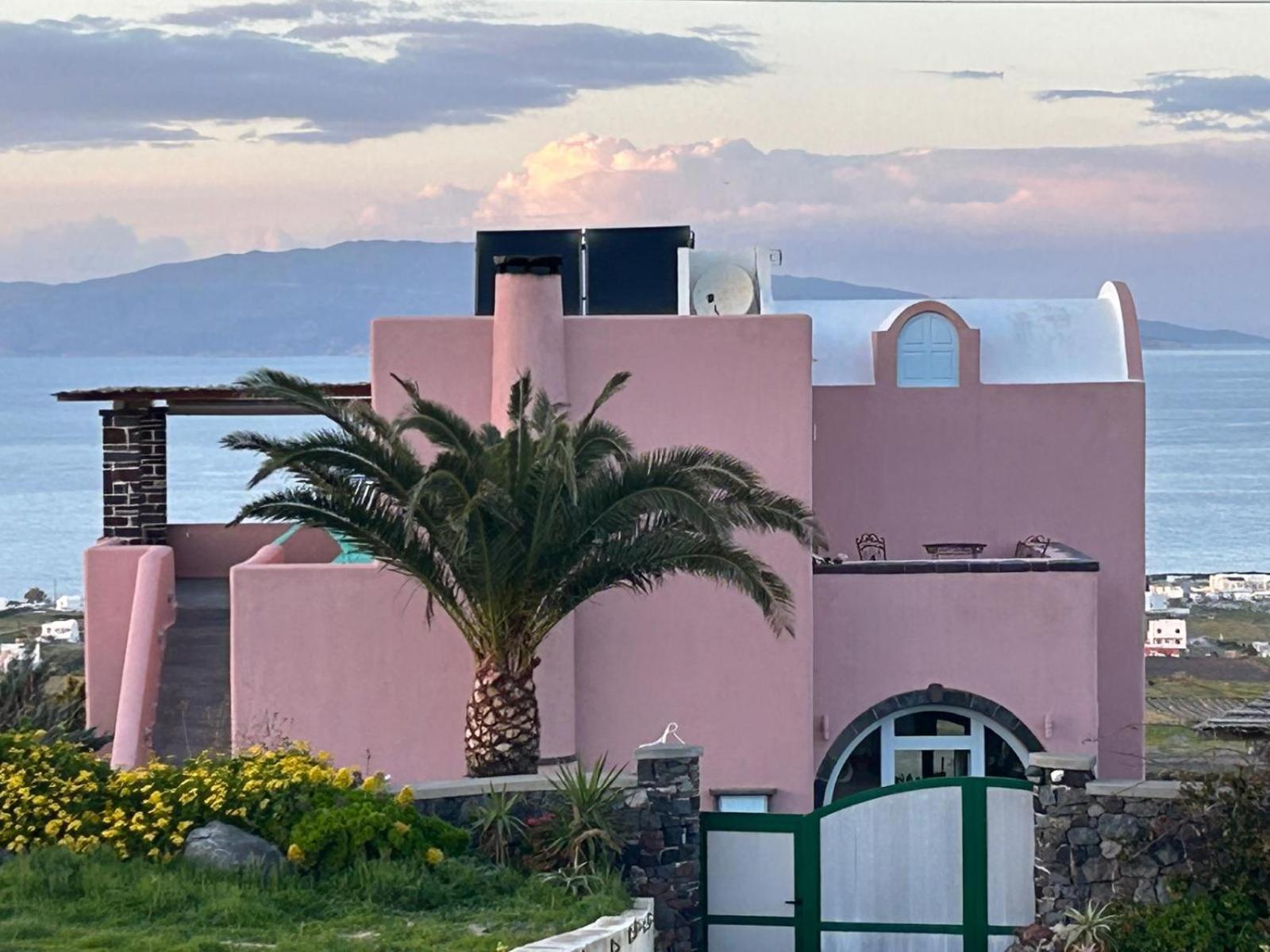 Christa's Oia (Santorini)